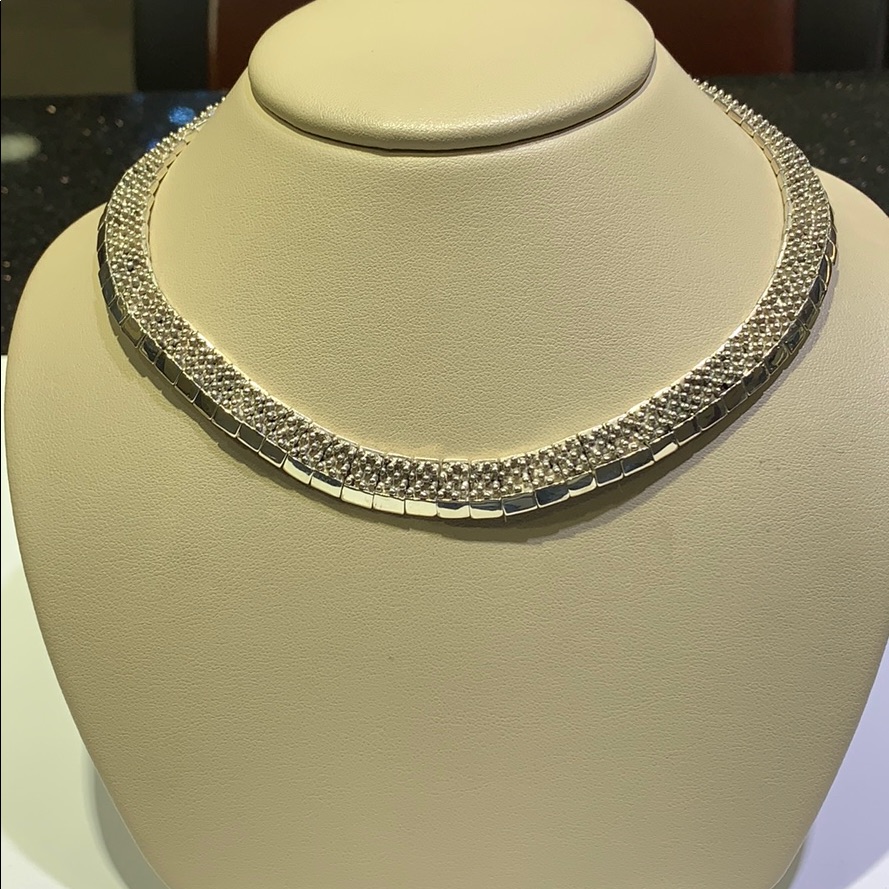 Michael Dawson Silver Fancy Necklace 288$